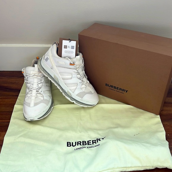Burberry Lowtop Optic White Sneaker - Picture 1 of 5